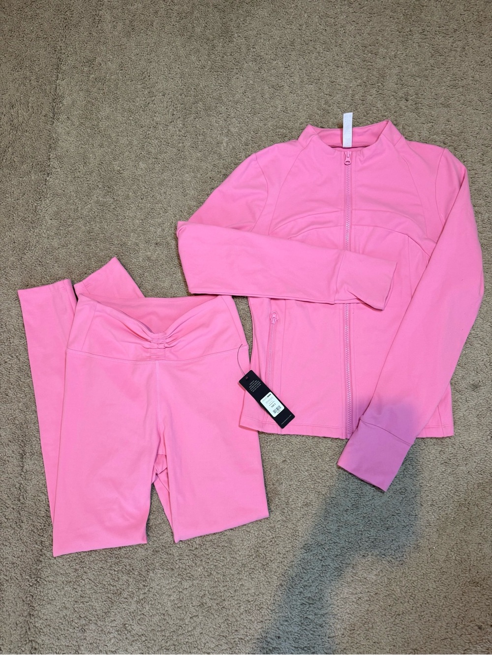 Pilates Clean Girl Activewear Set in Bubblegum